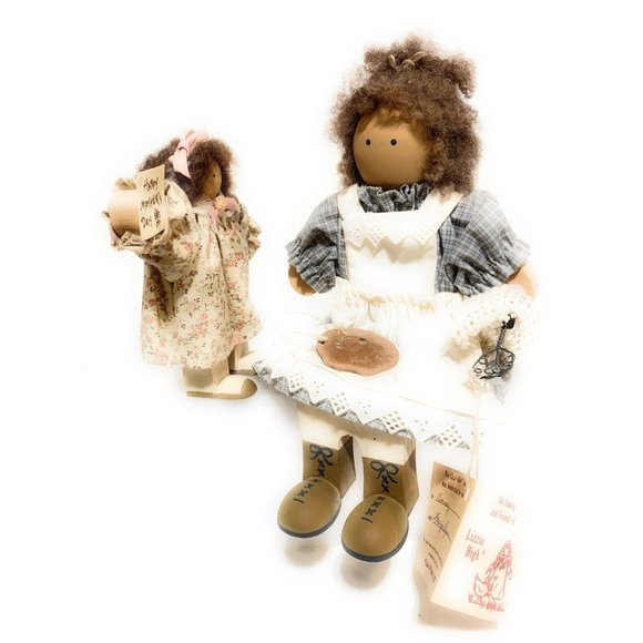 Lizzie High Wooden Dolls Happy Mothers day Shelf sitter missing chair two dolls - Picture 2 of 7
